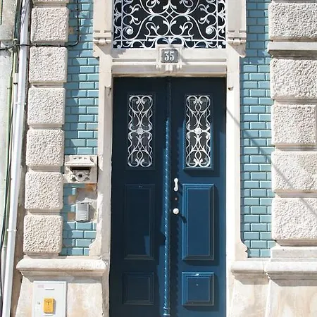 Art Nouveu House With Backyard Apartment Aveiro